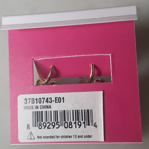 🆕️ Betsey Johnson Owl Dangle Earrings, Christmas Gift for Her - Picture 3 of 5